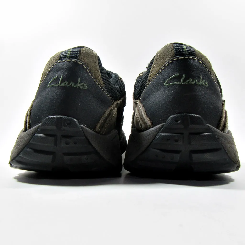 CLARKS Wave