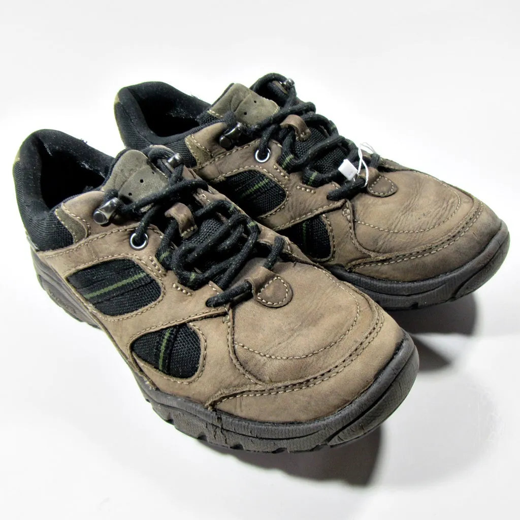 CLARKS Wave