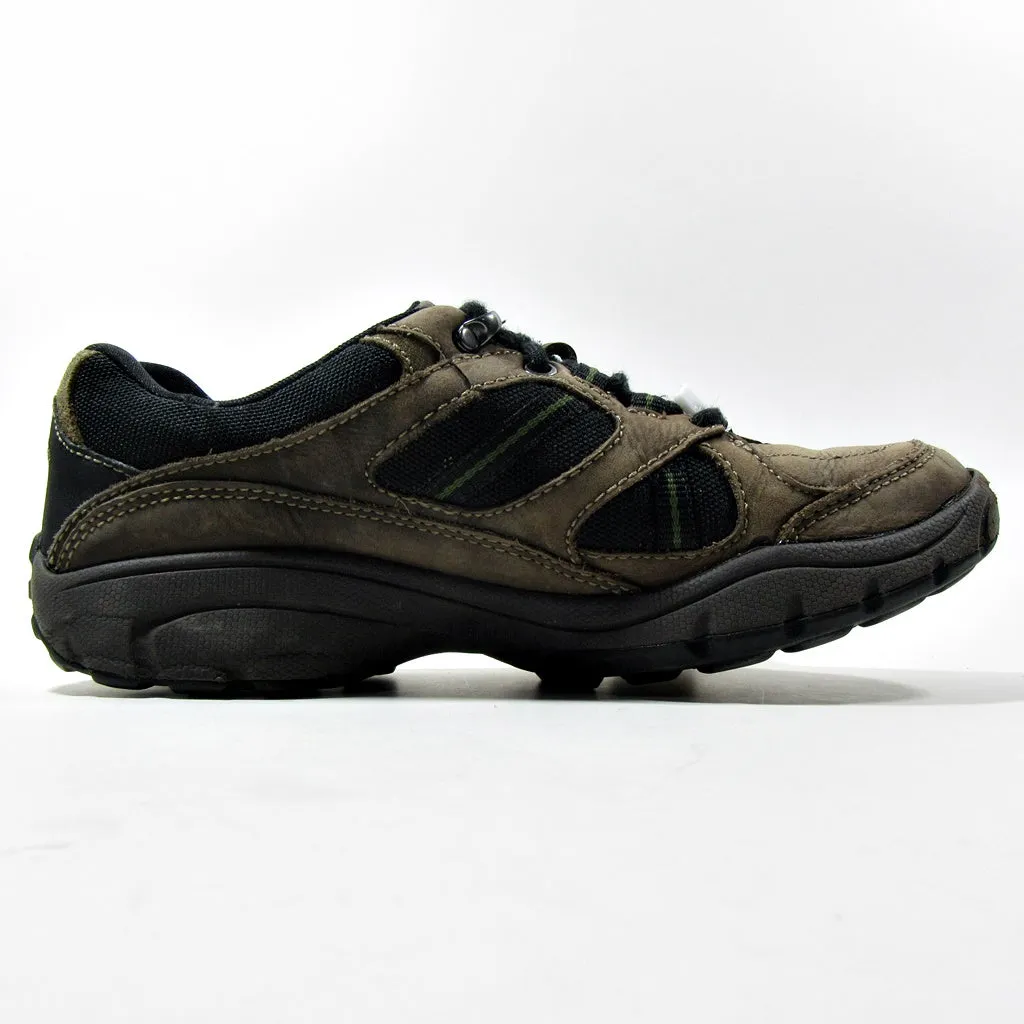 CLARKS Wave