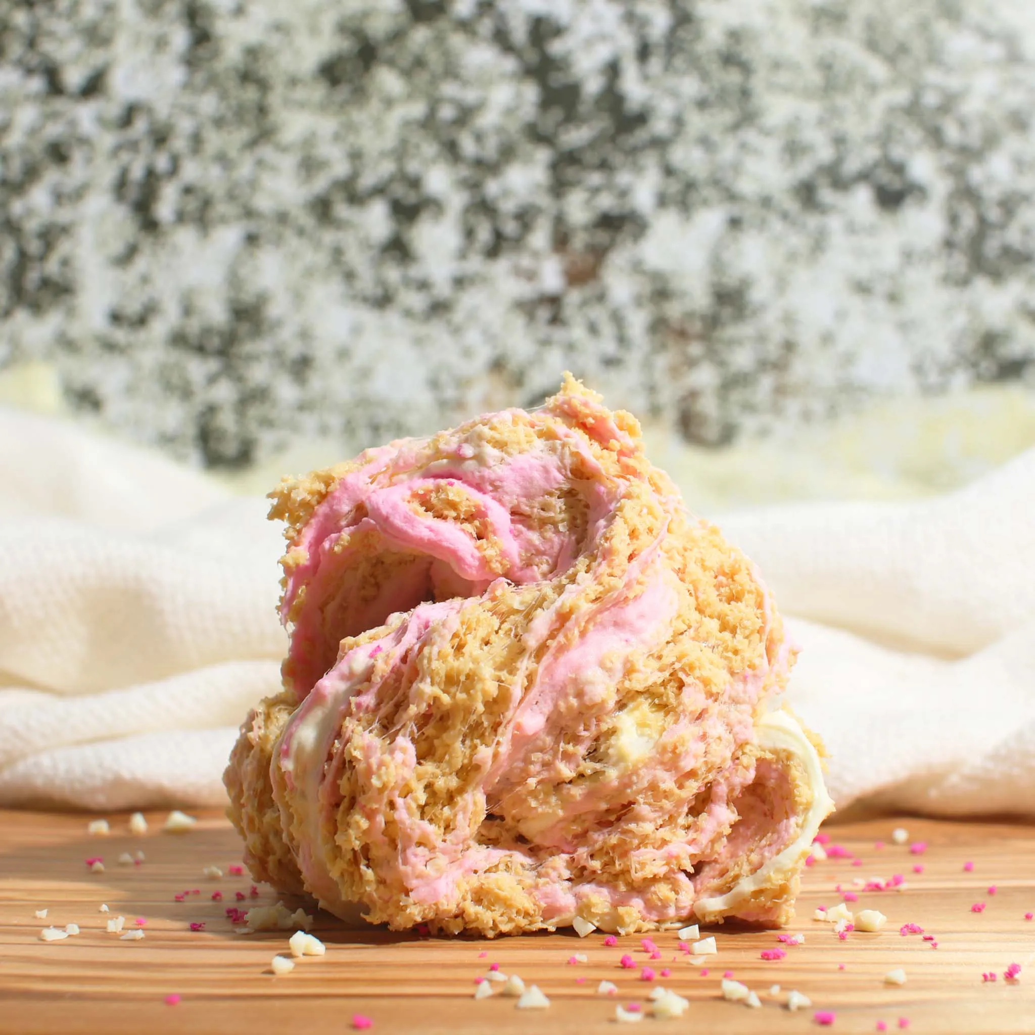 DIY Slime - Raspberry Crunch Tart