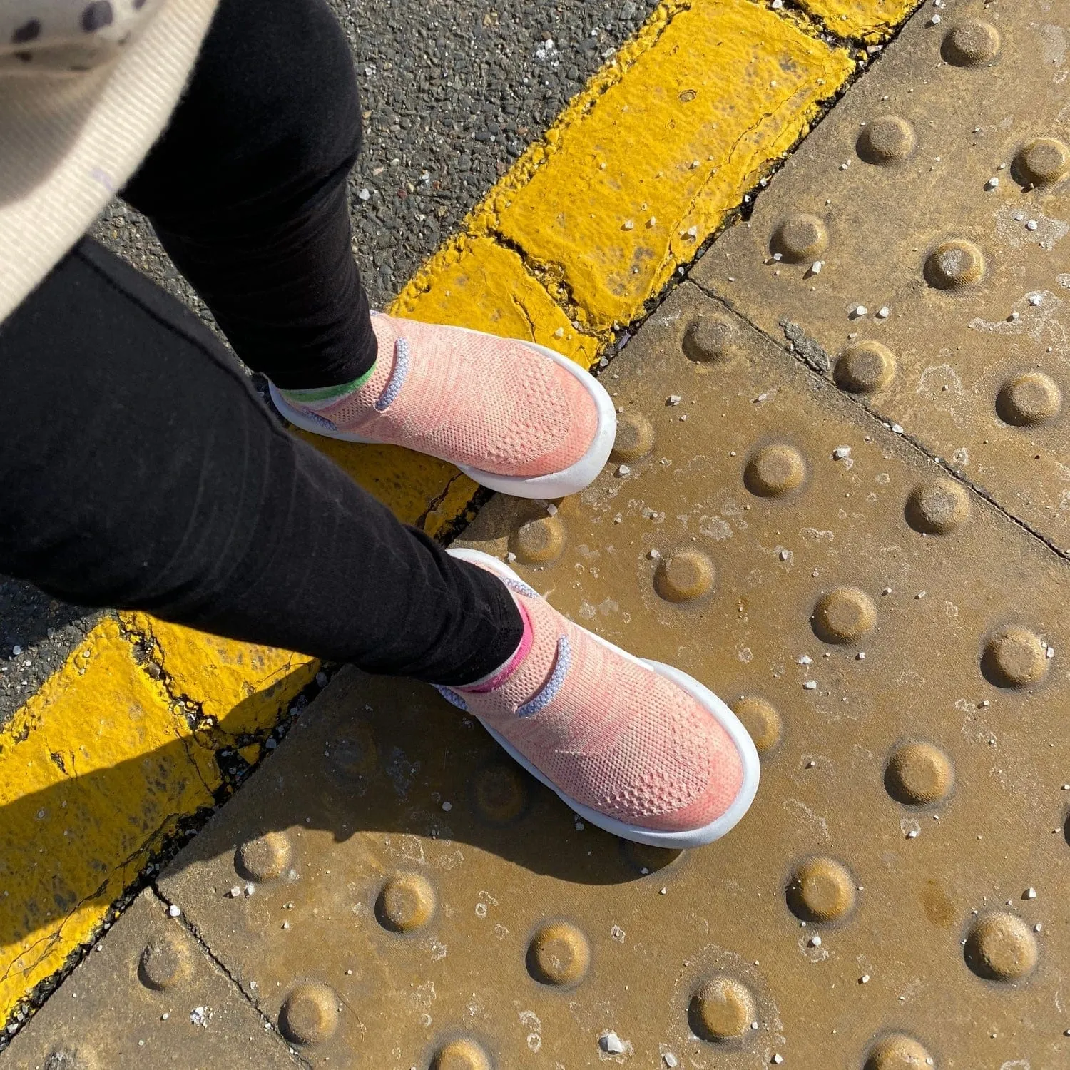 Dubs Flex Kids Vegan Recycled Sneakers | Marshmallow