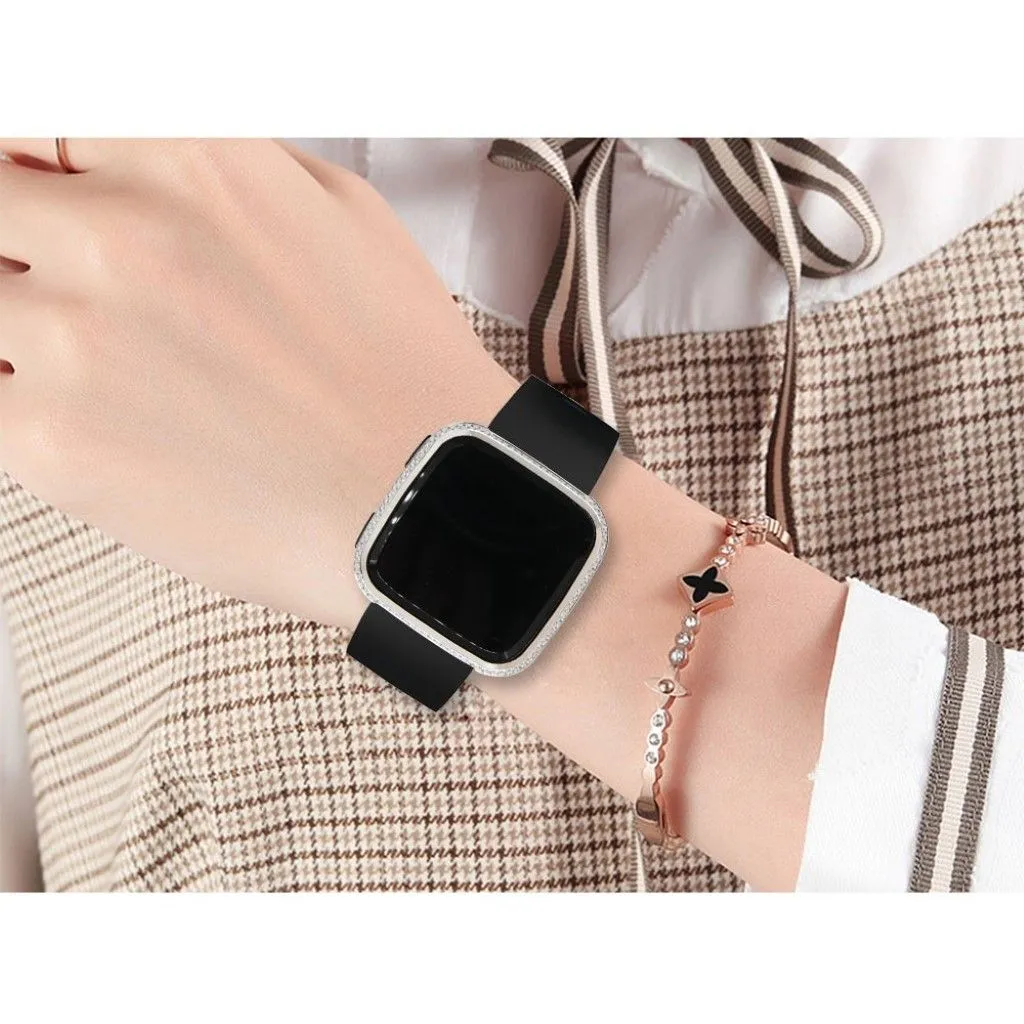 Fitbit Versa rhinestone décor aluminium alloy case - Silver