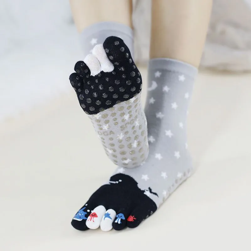 Professional Non-slip Yoga Toe Socks （Great Sale⛄BUY 2 Get 10% OFF）