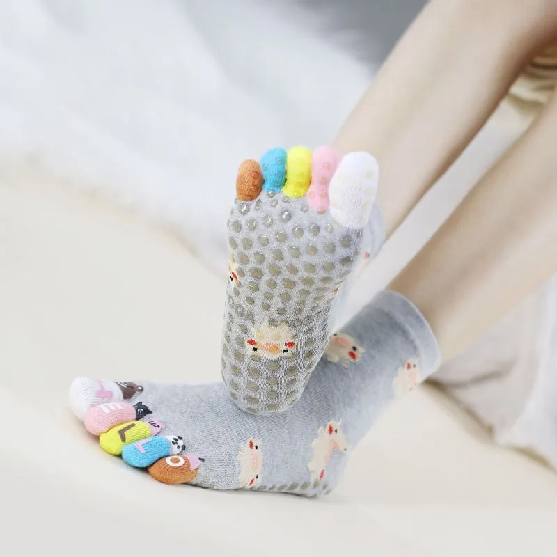 Professional Non-slip Yoga Toe Socks （Great Sale⛄BUY 2 Get 10% OFF）