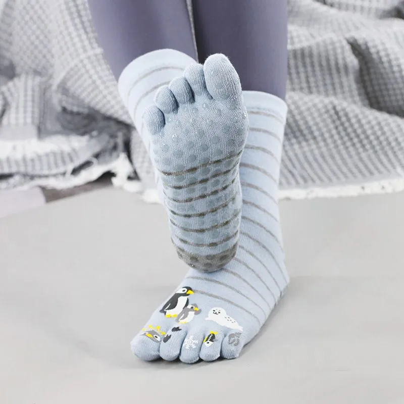 Professional Non-slip Yoga Toe Socks （Great Sale⛄BUY 2 Get 10% OFF）
