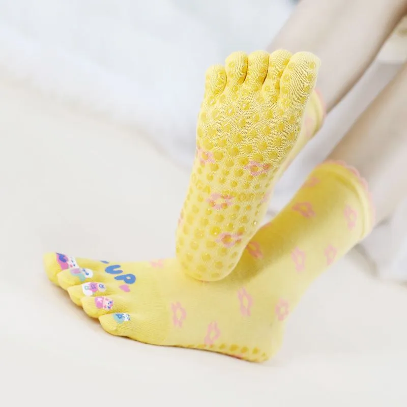Professional Non-slip Yoga Toe Socks （Great Sale⛄BUY 2 Get 10% OFF）