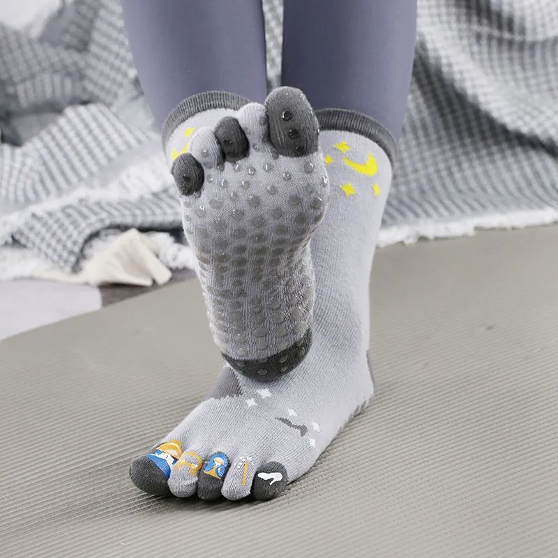 Professional Non-slip Yoga Toe Socks （Great Sale⛄BUY 2 Get 10% OFF）