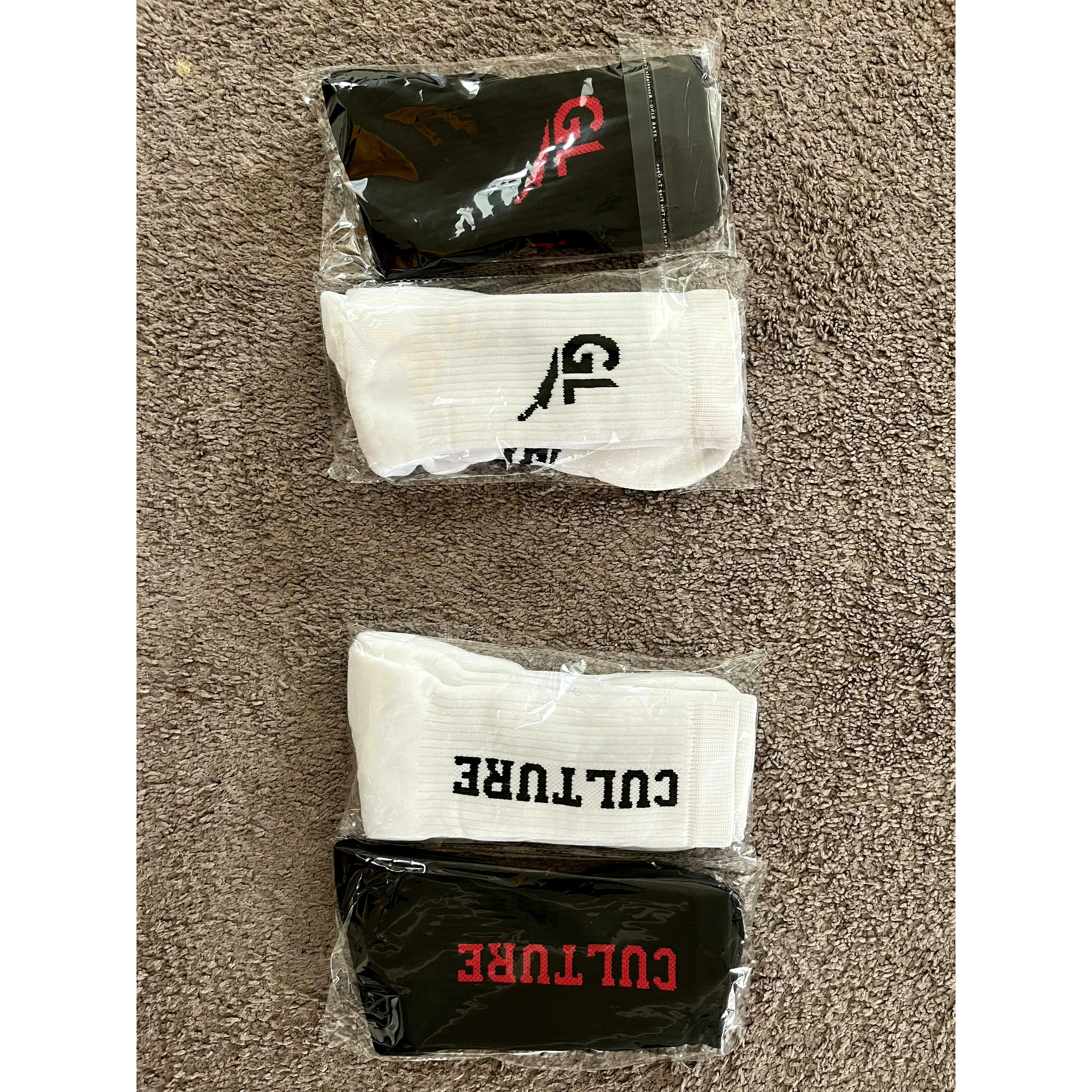Socks (1-pair)
