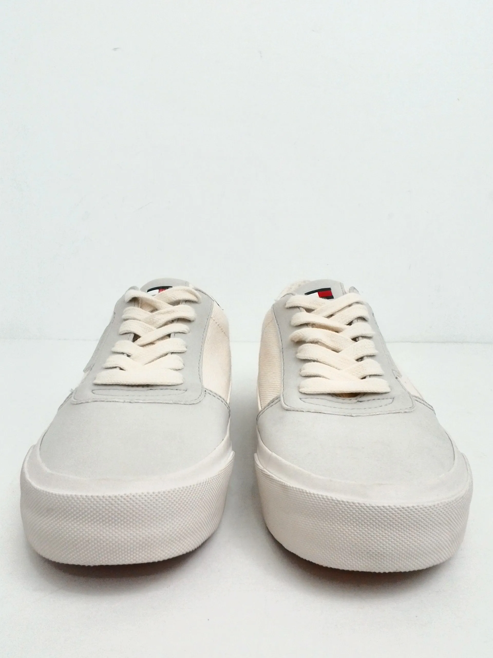 Tommy Hilfiger Women's White/Beige Sneakers Size 8.5