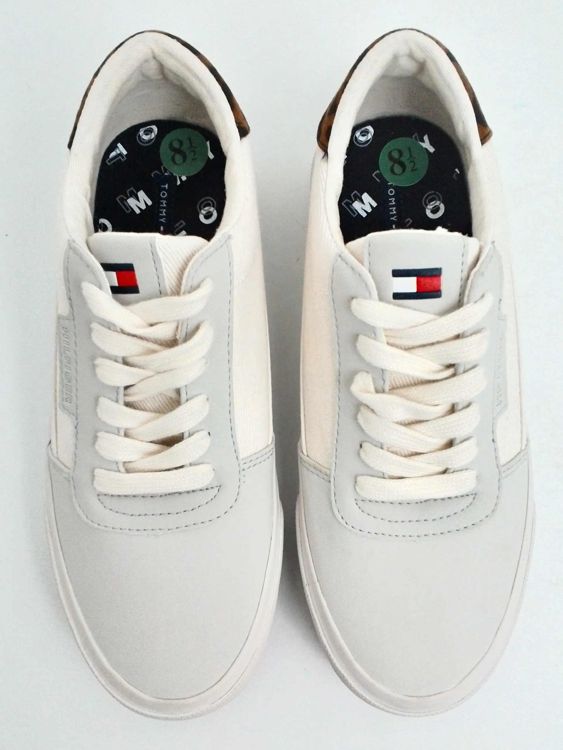 Tommy Hilfiger Women's White/Beige Sneakers Size 8.5